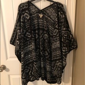 NWOT lucky brand cardigan